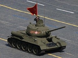 Москвич получил условный срок за попытку вывезти из страны на поезде танк Т-34