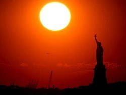 Штаты Нью-Йорк и Вашингтон оспорят иммиграционный указ Трампа