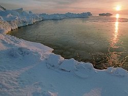 СМИ: в Арктике появится российский радиационный корабль-мусорщик