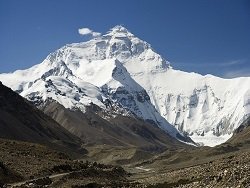Старейший в мире альпинист умер при повторном 