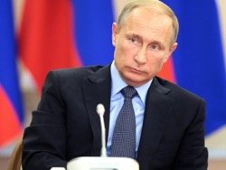 Путин переговорит с генпрокурором и главой МВД о травле геев в Чечне