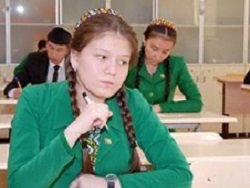 В Туркмении сокращается обучение на русском языке