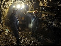 В Забайкалье 81 горняк отказался подняться из шахты из-за долгов по зарплате