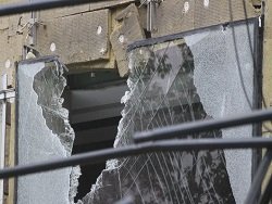 В Хакасии обрушились стена и часть кровли жилого дома
