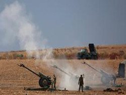 Интенсивный обстрел силами сирийской армии боевиков ИГ в Дейр Аз-Зоре и Хаме
