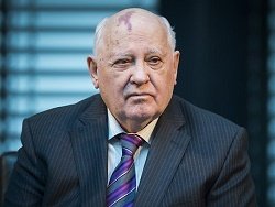 Россия отказалась вручать Горбачеву повестку в литовский суд