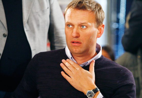 Кукиш вместо извинений: Навальный молчит о вскрывшемся вранье