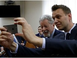 Усманов против Навального: суд в цифрах