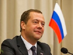 Студенты: юрфак СПбГУ закроют ради Медведева