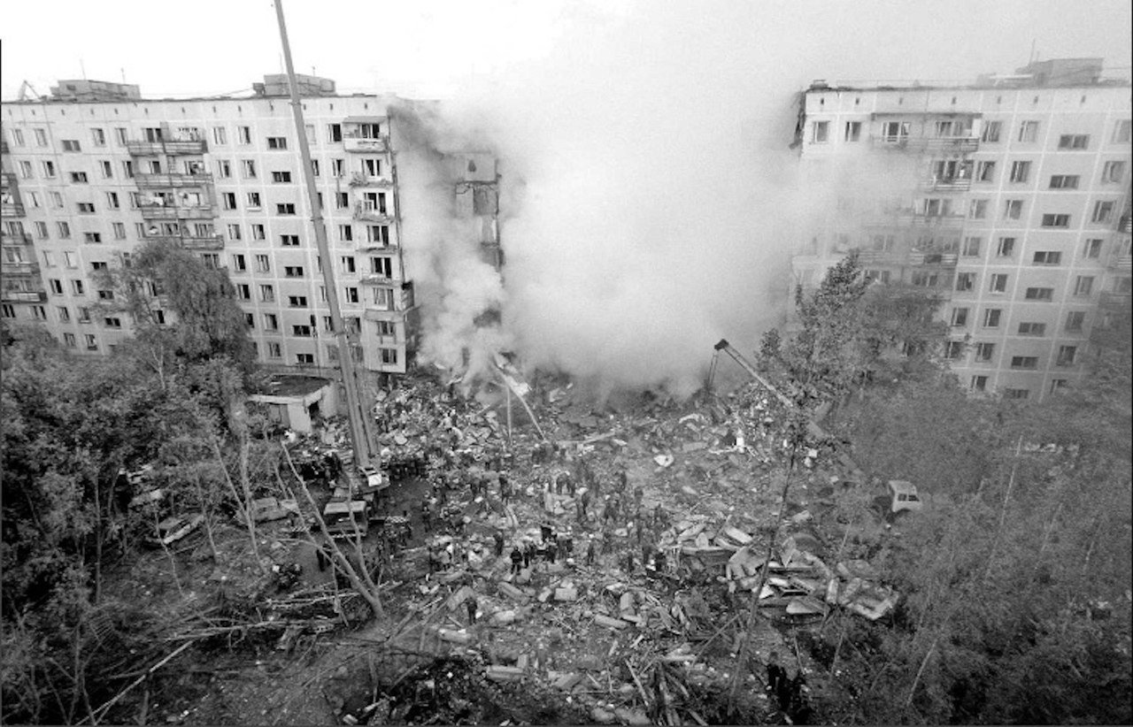 Что случилось в сентябре 1999. Смотреть фото Что случилось в сентябре 1999. Смотреть картинку Что случилось в сентябре 1999. Картинка про Что случилось в сентябре 1999. Фото Что случилось в сентябре 1999