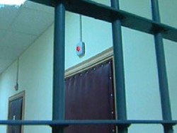 Mосквич, задержанный за хранение наркотиков, найден мертвым в полицейском участке