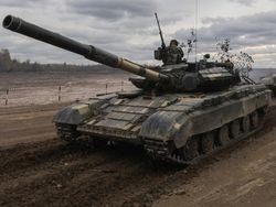 ВС России приводятся в полную боевую готовность