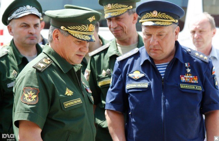 Министр обороны Сергей Шойгу не служил в армии, но имеет ...