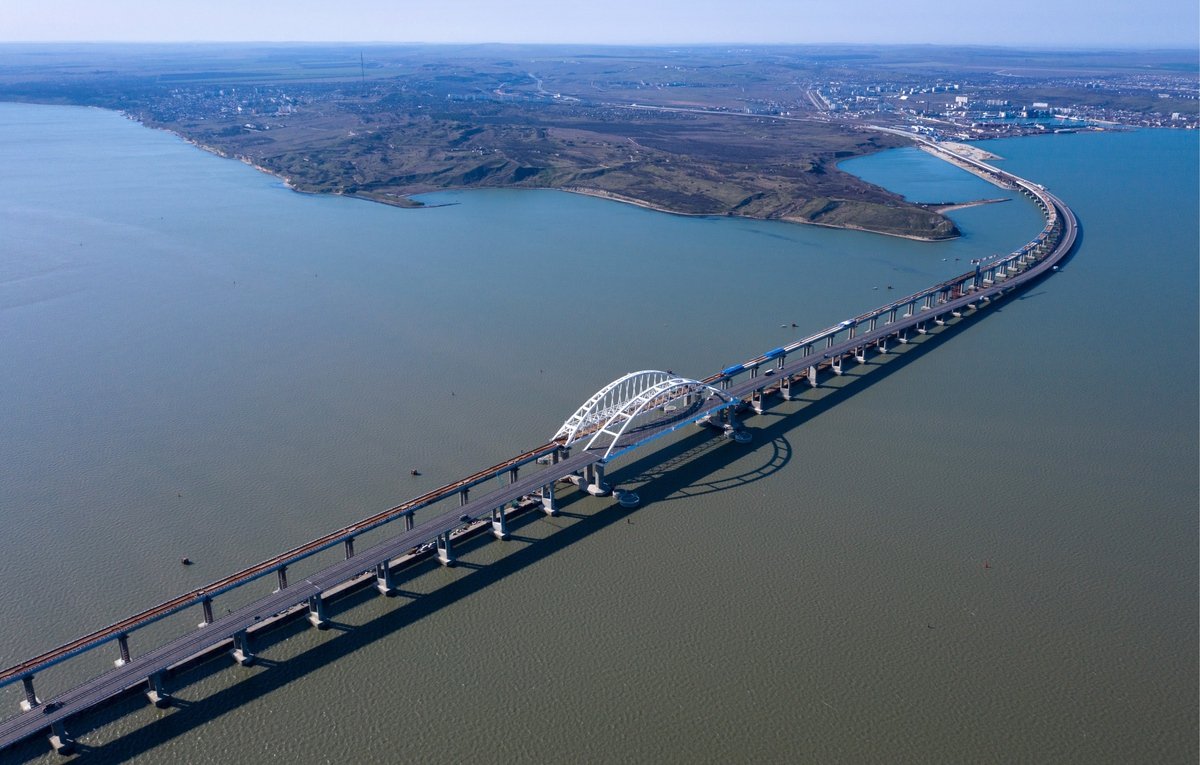 В Крыму отреагировали на изменение подписи к фотографии полуострова в британском издании