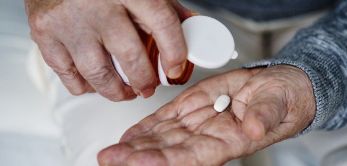 Исследование: аспирин вреден для здоровых людей старше 70 лет