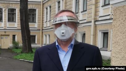 Беглов: врачи успели эвакуировать пациентов из загоревшейся больницы в Петербурге