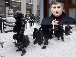 "Адская работа за копейки". Почему провалилась реформа украинской полиции