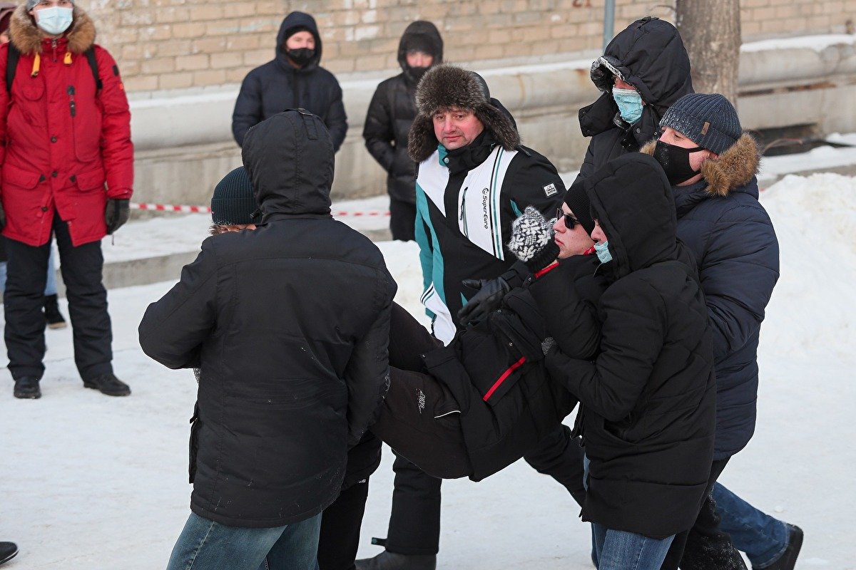 В Хабаровске на акции в поддержку Фургала задержали несколько человек