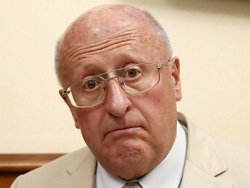 Гинцбург объяснил «хитрость» индийского штамма коронавируса