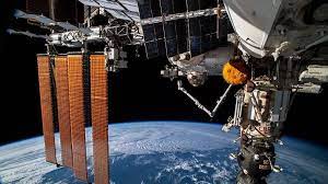 «Роскосмос» объявил, что неожиданный переворот МКС на 540 градусов — штатная ситуация