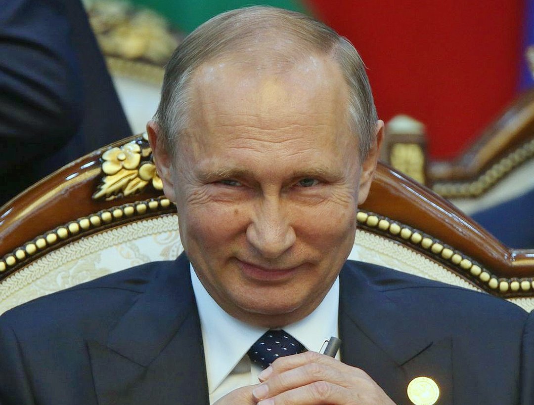 В Кремле рассказали о формате работы Путина из-за ситуации с COVID-19