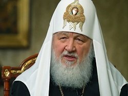 Как патриарх садится в машину. Смотреть фото Как патриарх садится в машину. Смотреть картинку Как патриарх садится в машину. Картинка про Как патриарх садится в машину. Фото Как патриарх садится в машину