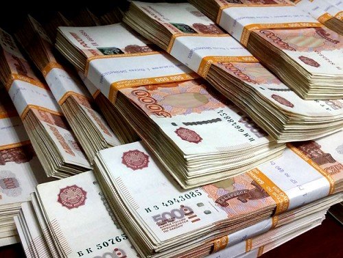 Почти половина граждан РФ против ликвидации наличных денег