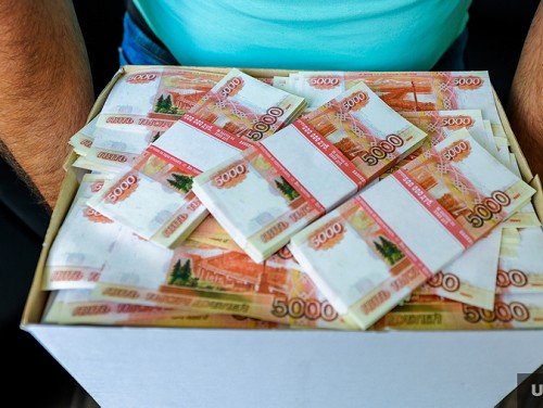 Две страны начали платить за российские товары рублями