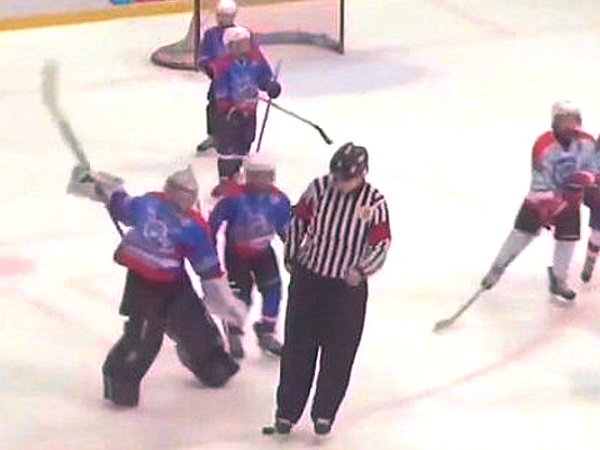 Десятилетний вратарь избил судей на хоккейном турнире под Екатеринбургом